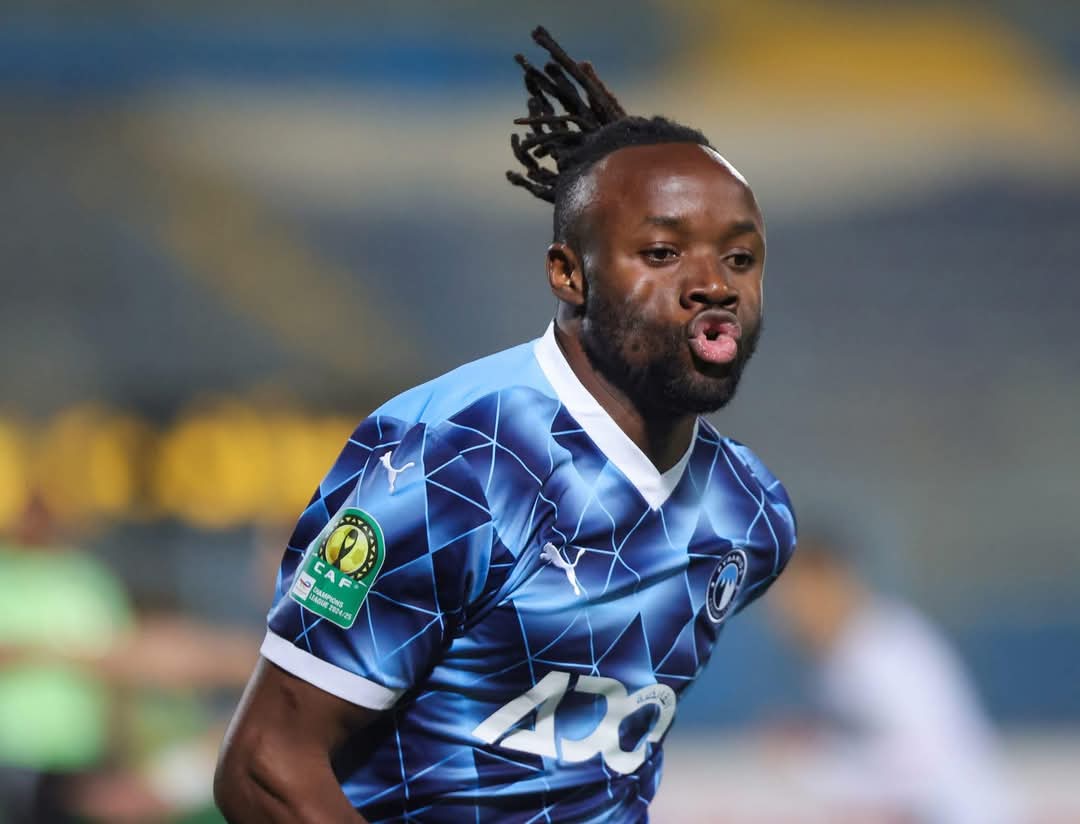 Mayele Acknowledges Kaizer Chiefs Interest But Focused on Champions League Final