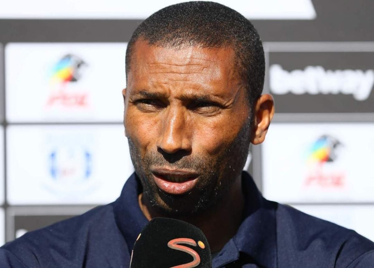 22 players, and 46-goal striker