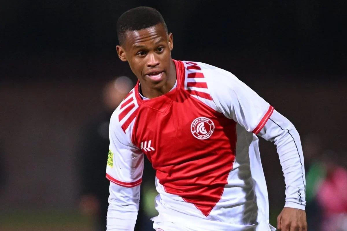 Kaizer Chiefs break silence on Velebayi and Baartman situation