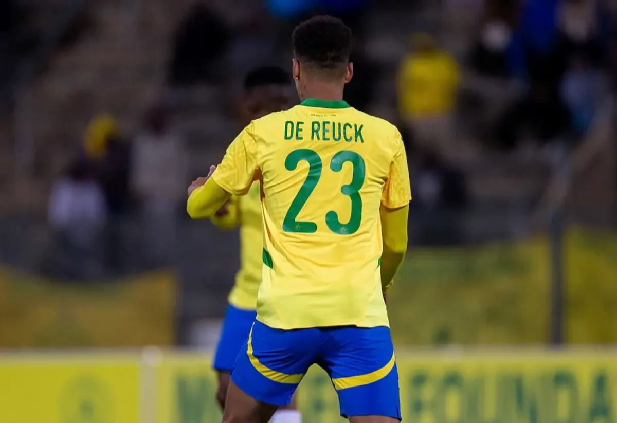 Mamelodi Sundowns star joins Simba in shock transfer twist