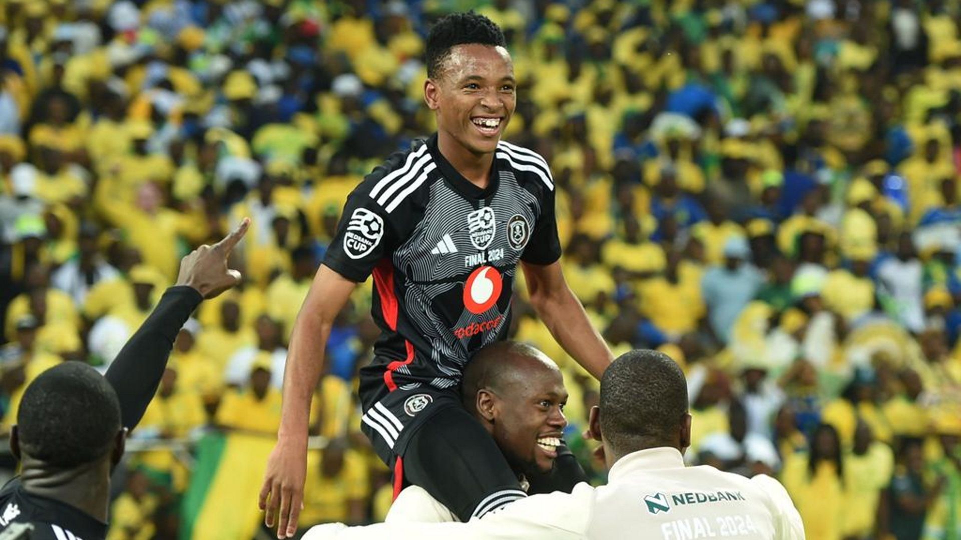 MLS side offers Orlando Pirates R35M for Relebohile Mofokeng!
