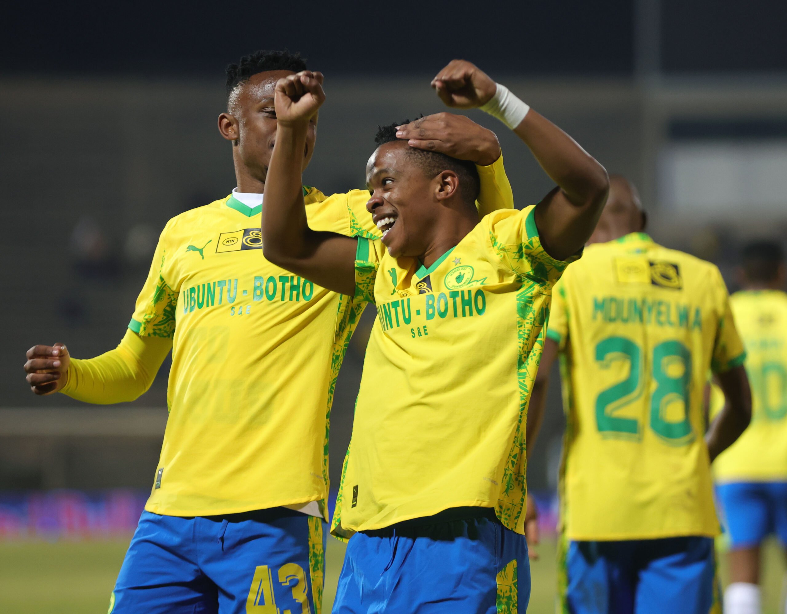 Sundowns cruise past Richards Bay to set up MTN8 semifinal clash against Pirates