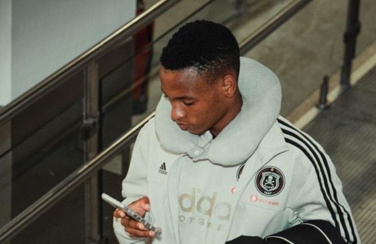 Orlando Pirates coach finally talks about Mofokeng’s potential exit