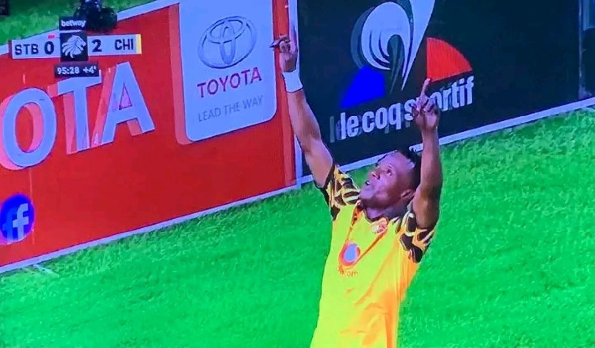 Kaizer Chiefs fans already ordering league trophy engraving after matchday 1