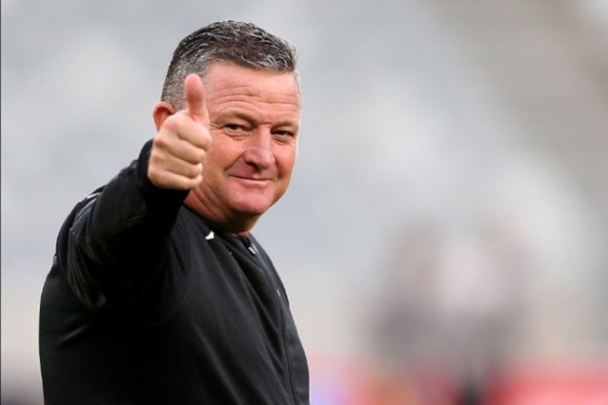 Should Kaizer Chiefs beg Gavin Hunt to return to Naturena?