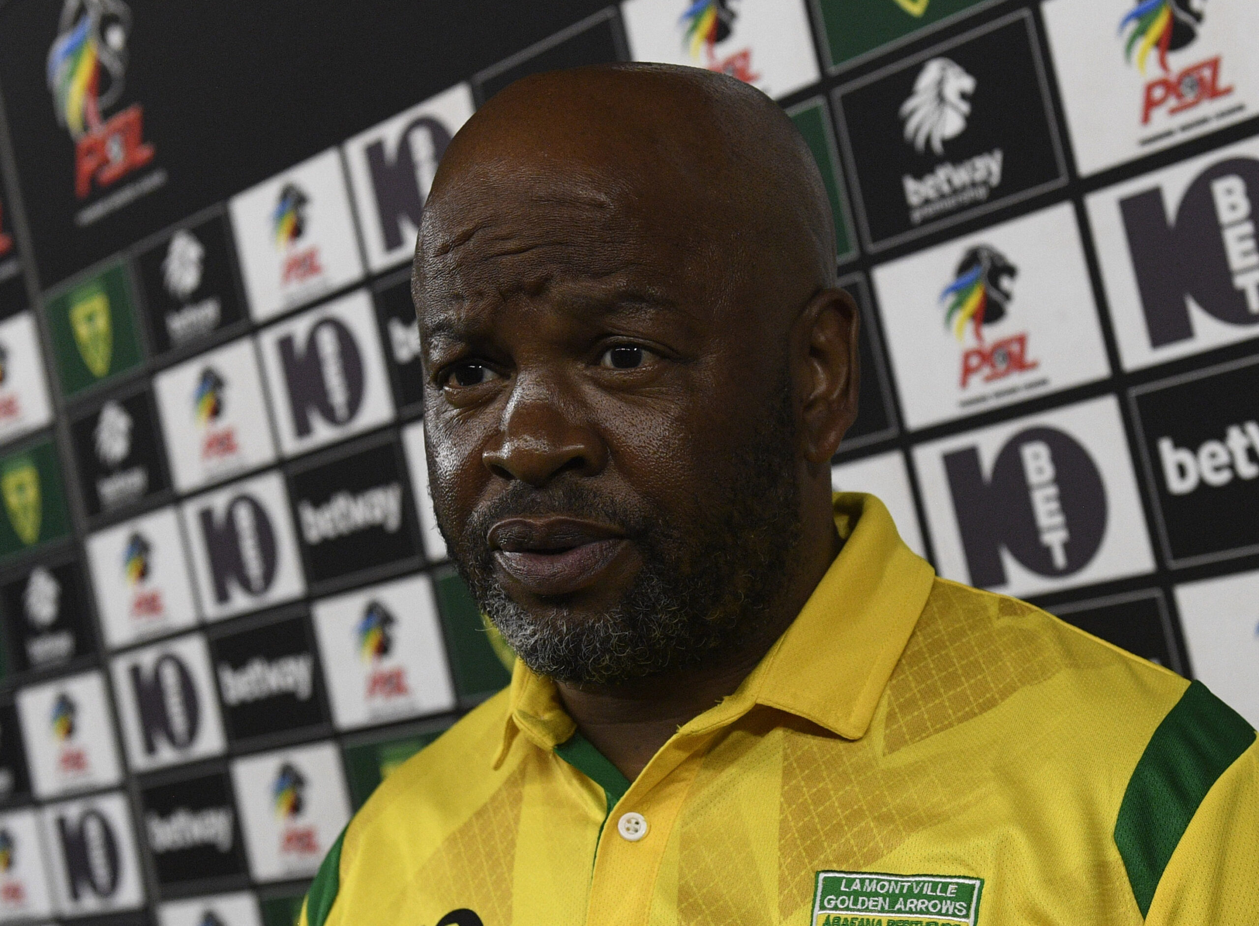 Mngqithi on Chiefs Clash Poor Officiating, Calls For VAR