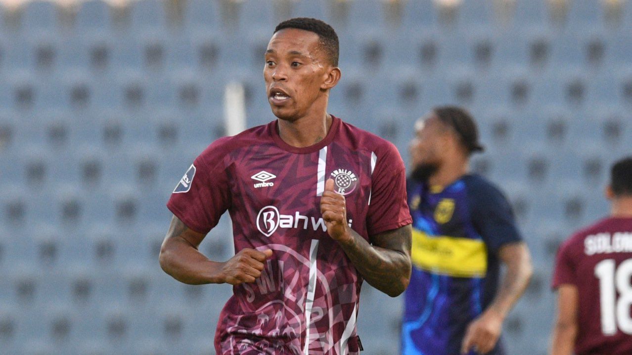 Mbokazi told to block put celebrity lifesyle by Sundowns legend