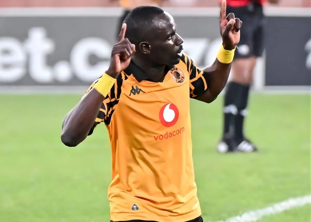 Chiefs grab late win to go third above Pirates