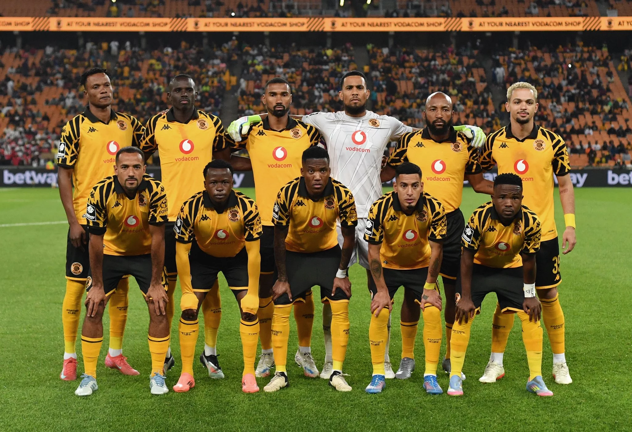 Stellies & Chiefs Starting XIs Announced