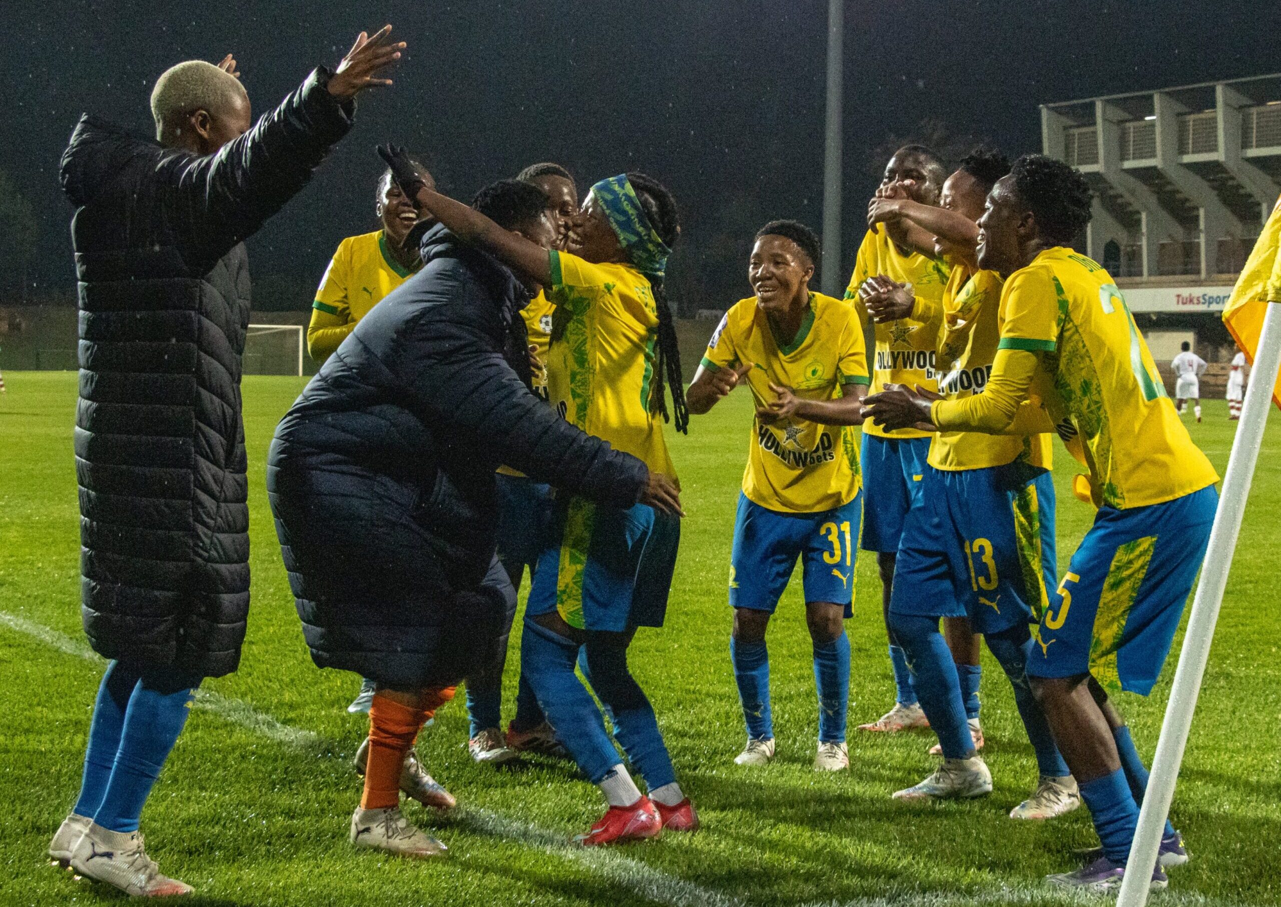 Downs Ladies Thump UP & Galaxy Queens Bounce Back