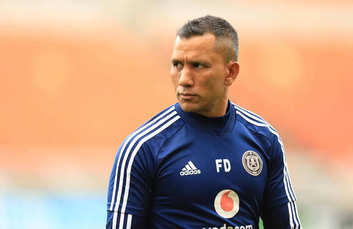Raja Casablanca come knocking for Orlando Pirates star