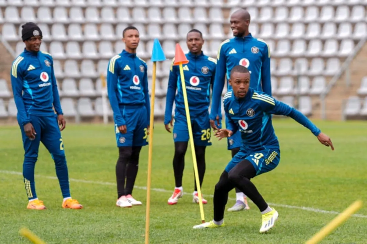 Live Mamelodi Sundowns v Orlando Pirates Saturday, 1 November