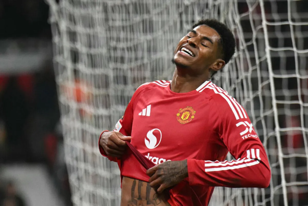 Manchester United fallout ends in divorce