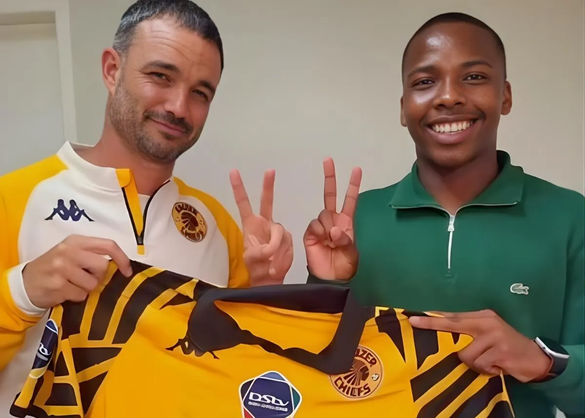 Kaizer Chiefs DDC announce Manyana signing