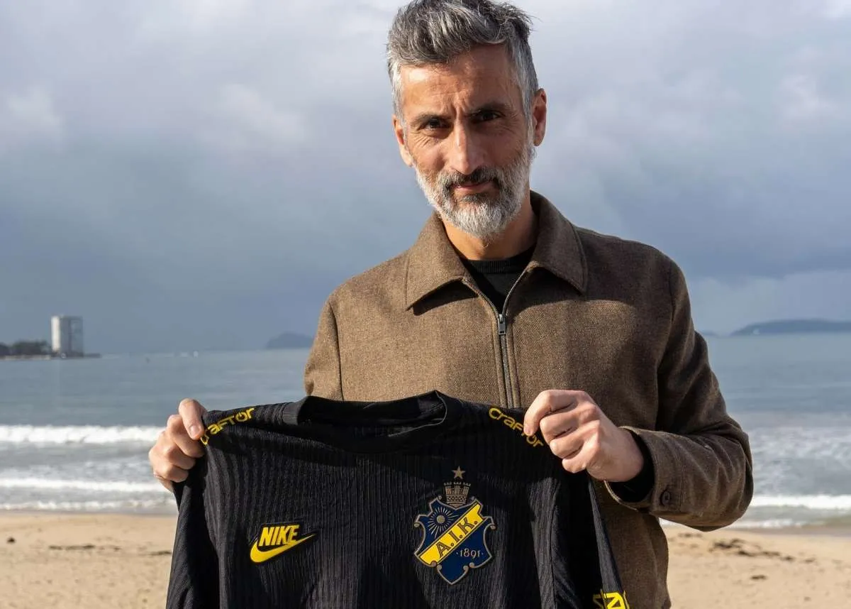 Former Pirates coach Jose Riveiro joins new club