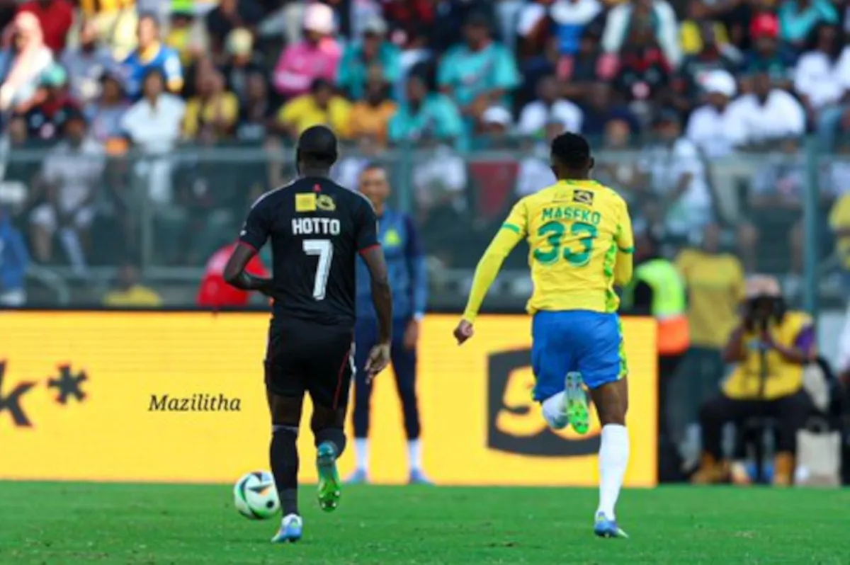 Kaizer Chiefs linked to Orlando Pirates, Mamelodi Sundowns stars