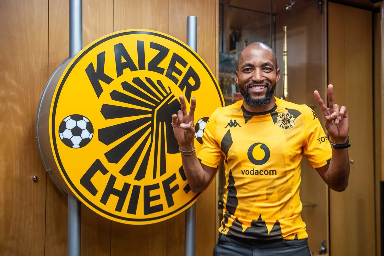 Kaizer Chiefs improved midfielder undergoes surgery – Report