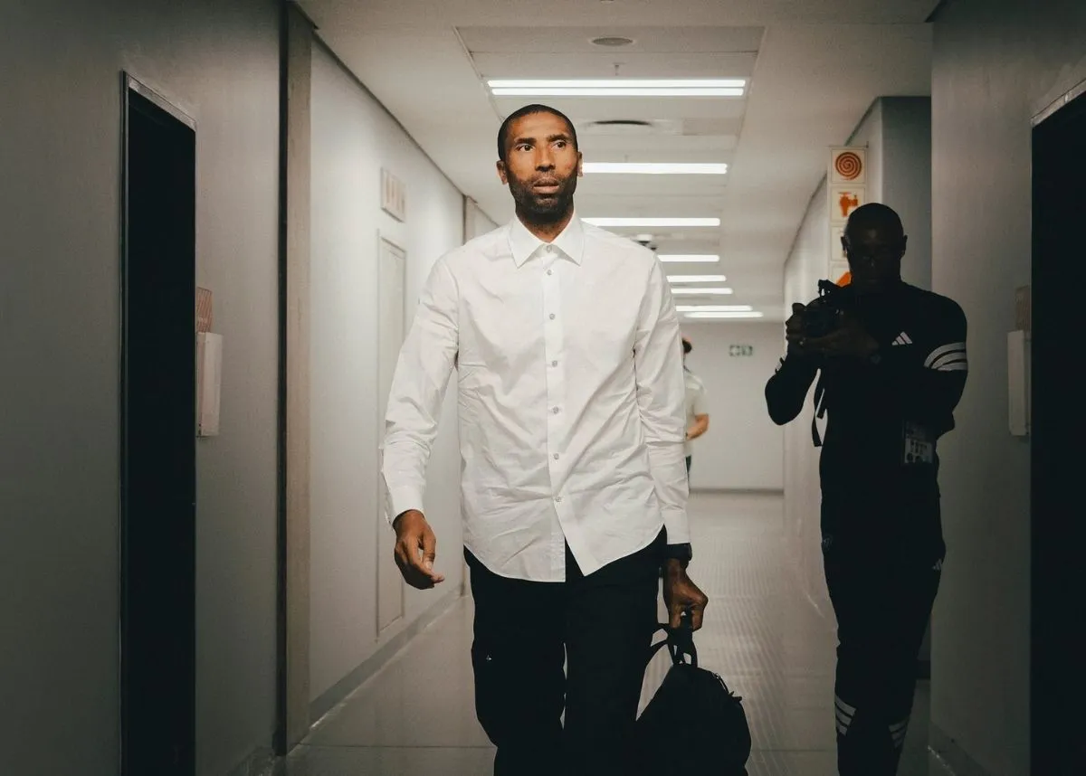 ‘No time for circus football at Pirates’