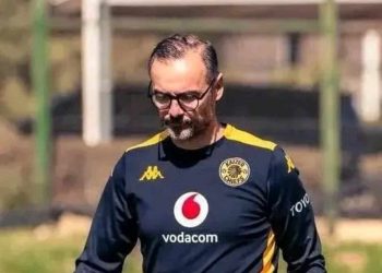 Chiefs open talks with ex-coach over possible Naturena return