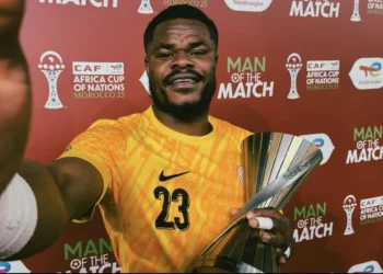 Kaizer Chiefs table offer for experienced Nigerian goalkeeper?