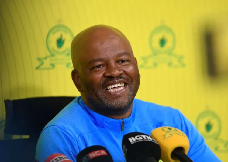 Mngqithi to Kaizer Chiefs? Amakhosi legend highlights key concern