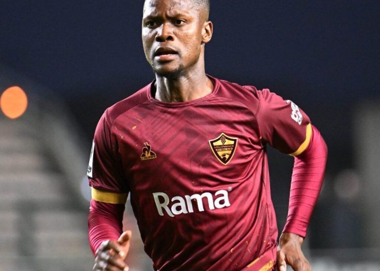 Amakhosi your thoughts on Thabo Moloisane signing  Is he the right fit for Chie…