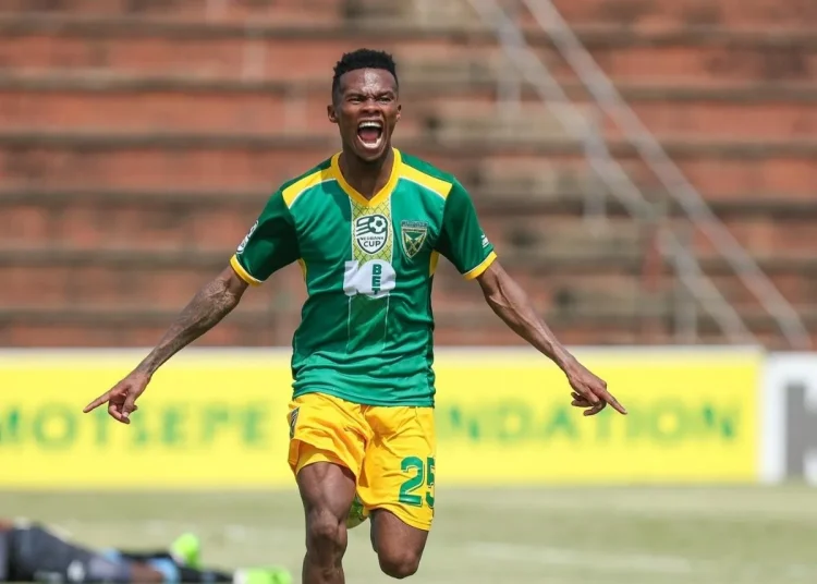 Kaizer Chiefs join Orlando Pirates in race for PSL midfielder