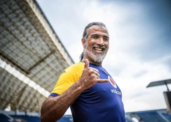 Kaizer rearranging the furniture: Goalkeeper coach gone, Moloisane to Chiefs?