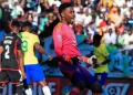 Orlando Pirates star puts pressure on Hugo Broos