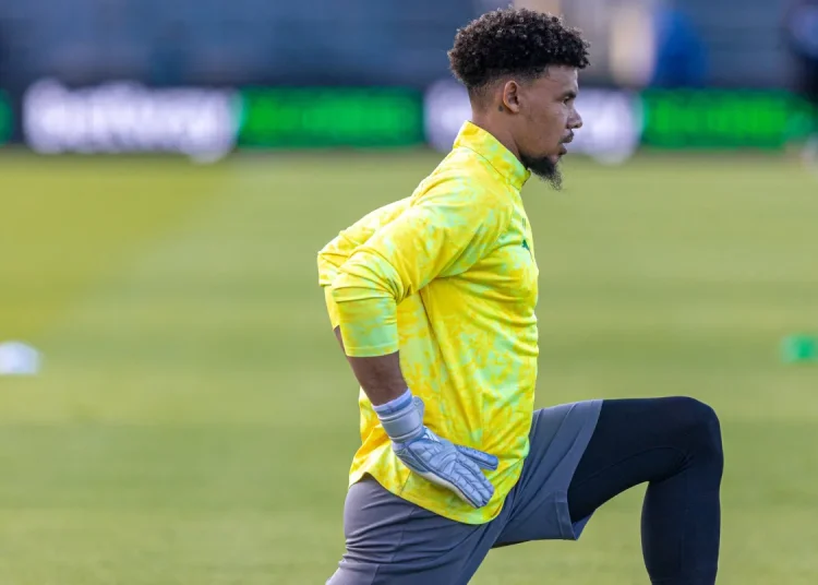 Mamelodi Sundowns pile the pressure on Orlando Pirates