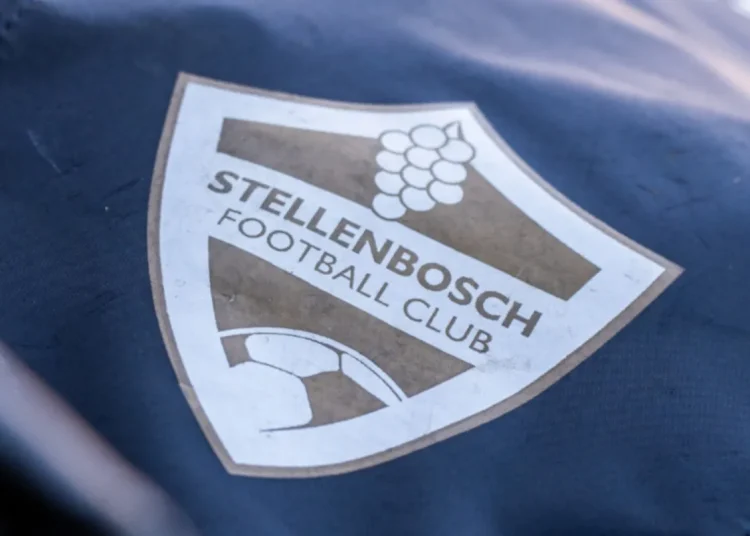 Gavin Hunt clears out Stellenbosch FC squad