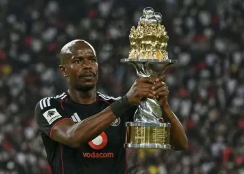 ‘They witnessed Sibisi lifting the trophy’ – Pirates captain responds to doubters