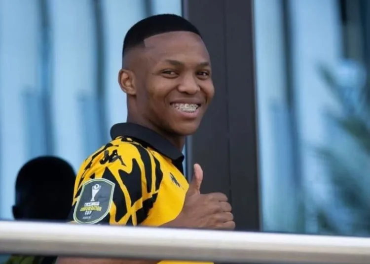 ‘My father forced me to support Chiefs’ – Nkota reveals