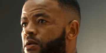 ‘Mbule is too lazy to work’: Ex-Chiefs star slams Pirates midfielder