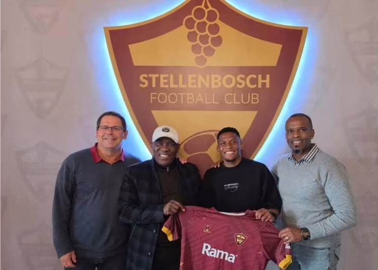 Transfer news: Released Orlando Pirates defender joins Stellenbosch FC