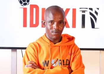 ‘It is very difficult to coach a player with no talent’ – Khanye blasts Yaya Sithole