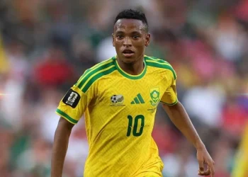 Transfer reports: German giants target Orlando Pirates star Mofokeng