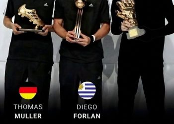 FIFA World Cup 2010  Guess the player who won the the Golden Gloves  99% will …