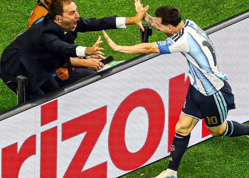 This guy will never forget this moment. Imagine being pitchside and celebrating…