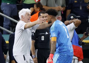 Broos Opens Up On Special Moment With Williams After Historic Bafana Win