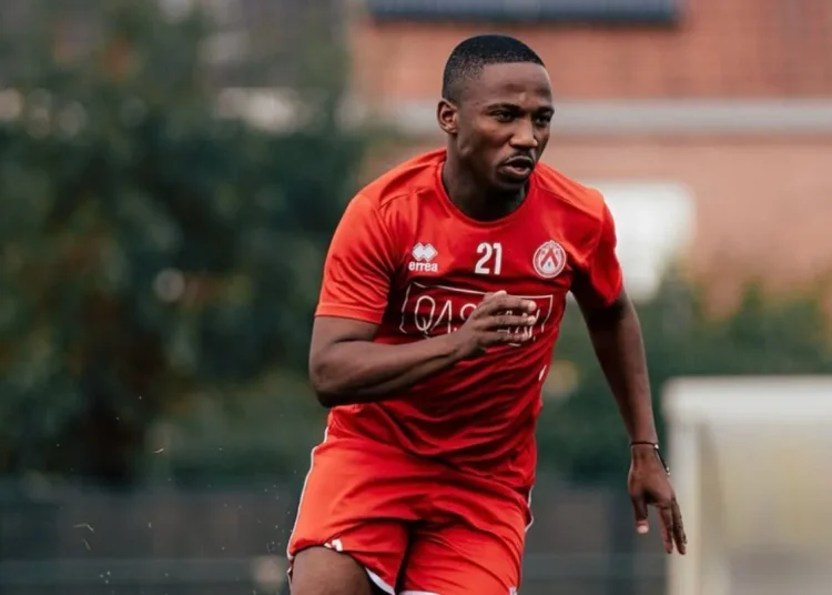Kaizer Chiefs sleeping? Mamelodi Sundowns signing a player Amakhosi NEED