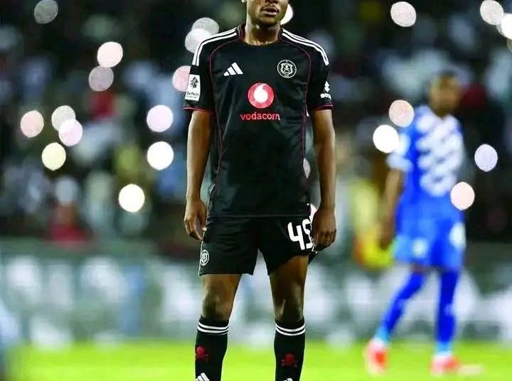 BREAKING:  Daniel Msendami is set to leave Orlando Pirates on loan to Zimbabwean…