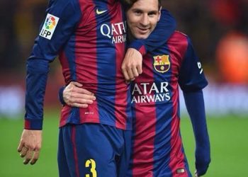 I can see Gerard Pique, Who is the other player?  Wrong Answers Only
