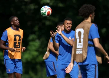 France, Morocco kick off FIFA World Cup quarter-finals