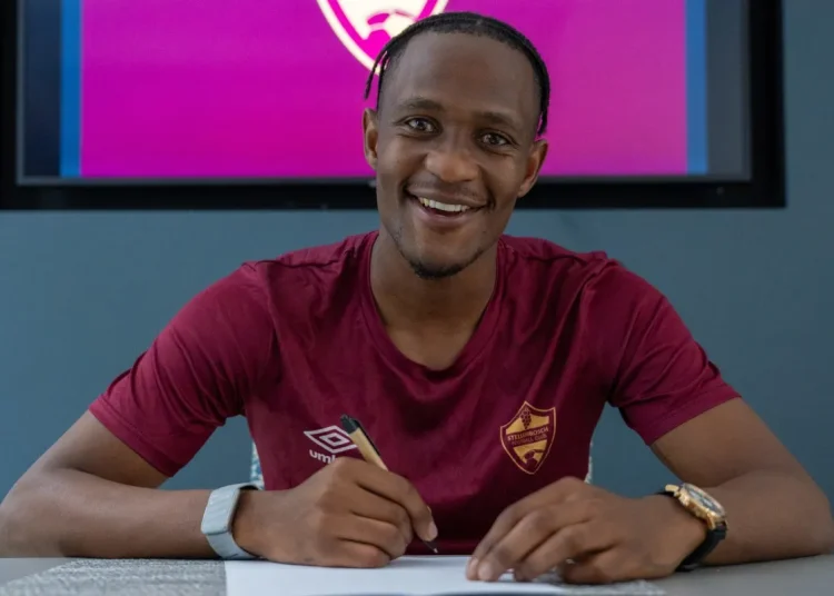 Kaizer Chiefs transfer news: Third player joins PSL rivals