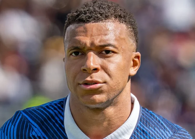 Mbappe hits back at Paraguayan senator over racist remarks