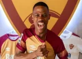 Former Kaizer Chiefs striker handed jersey No.10 at new club