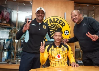 Official: Kaizer Chiefs announce 6th signing