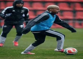 Chiefs & Pirates news: Ngcobo, Makgopa, Baartman, Appollis
