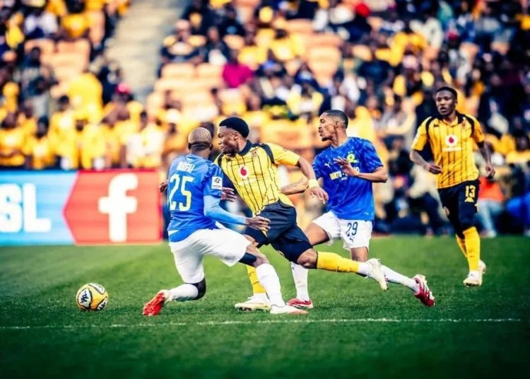 ‘Obviously you will be exposed’ – Kaizer Chiefs warned over three-man defence